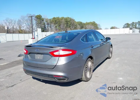 2013 Ford Fusion Titanium z USA, uszkodzony, nr VIN 3FA6P0K92DR375188